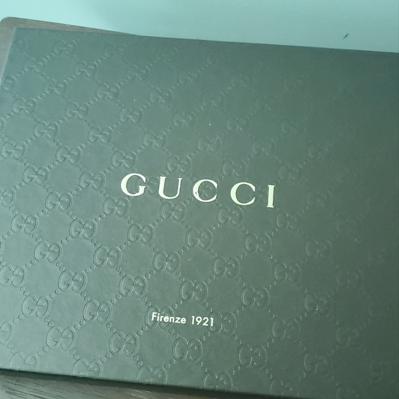Gucci Crossbody Wallet - Picture 4 of 5